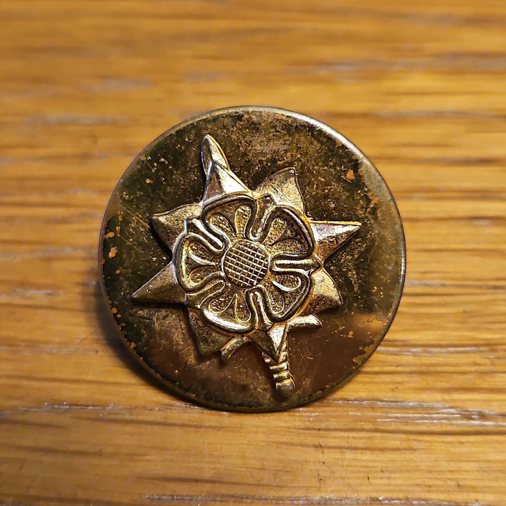 Vintage Finland Military White Rose Pin Badge